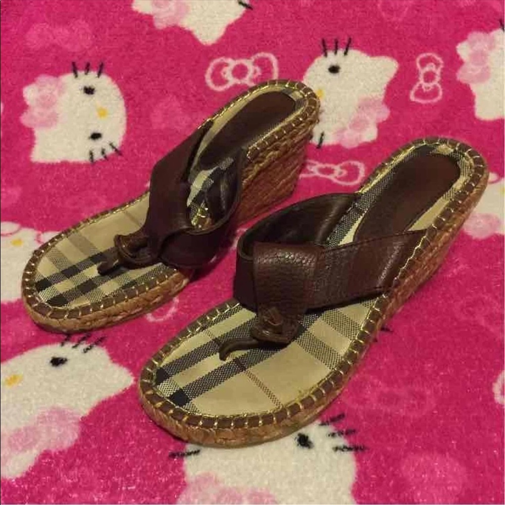Authentic Burberry espadrille size 7 (37)